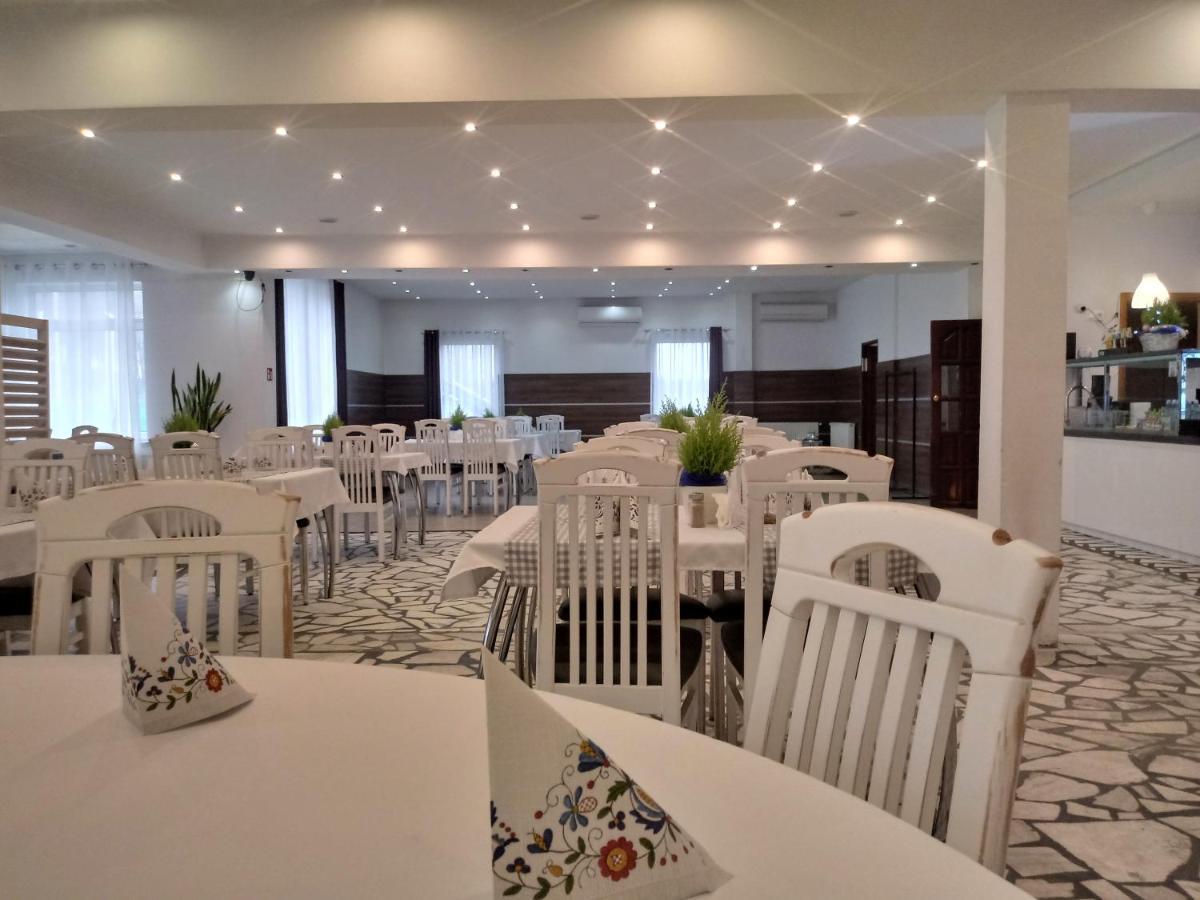 Hotel Milosz Restauracja, Basen Dla Dzieci, Sala Zabaw, Silownia Kartuzy Exterior foto